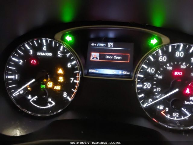 5N1DR2MM5HC609932 Nissan Pathfinder Sl