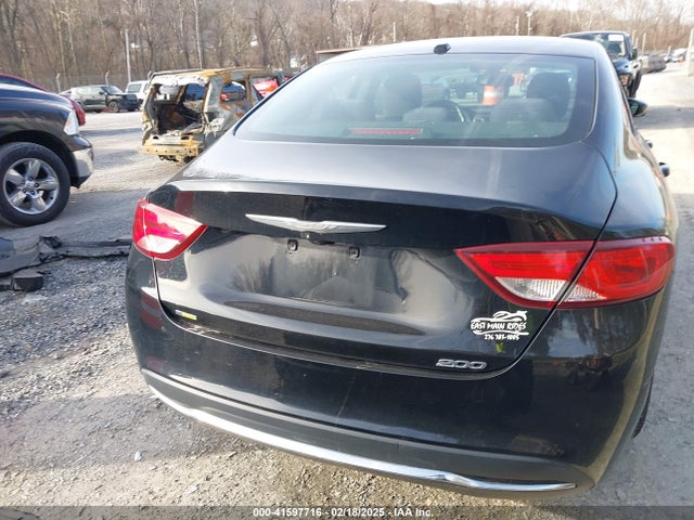 Chrysler 200 Limited 2015 1C3CCCAB5FN587477 Image 16