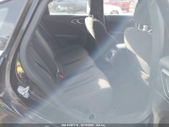 Chrysler 200 Limited 2015 1C3CCCAB5FN587477 Image 8