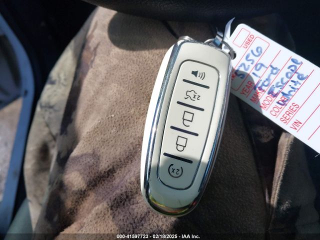 2019 FORD ESCAPE 1FMCU9GD5KUC35693 Photo 10