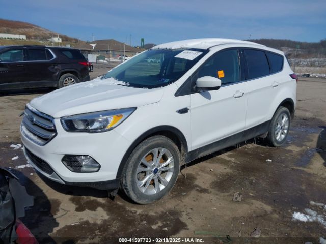 2019 FORD ESCAPE 1FMCU9GD5KUC35693 Photo 1