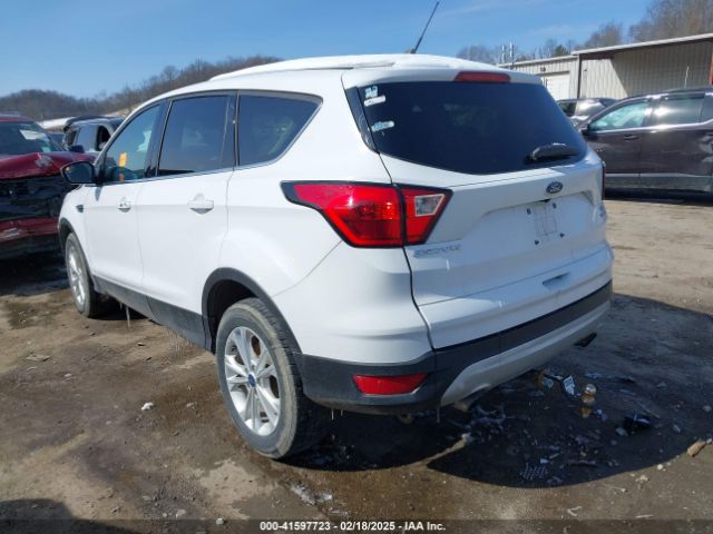 2019 FORD ESCAPE 1FMCU9GD5KUC35693 Photo 2
