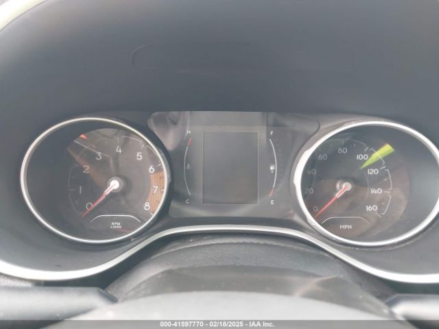3C4NJCBB9KT637624 Jeep Compass Latitude Fwd