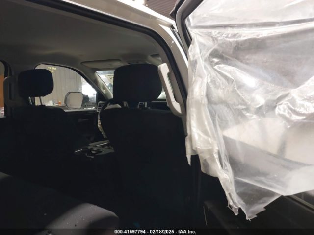 5TFLA5DBXRX223377 Toyota Tundra Sr5