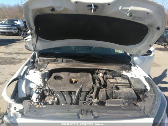 3KPF54AD4NE452598 KIA Forte Gt-line
