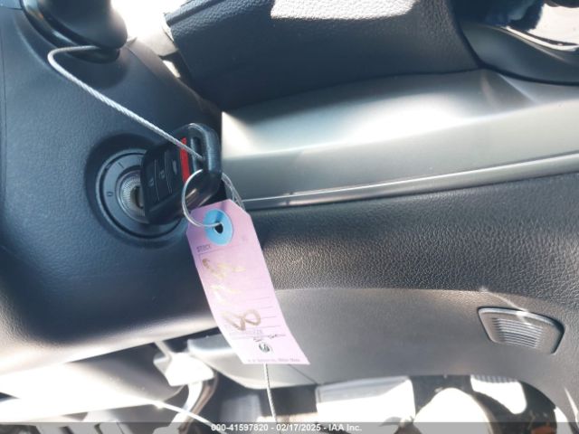 3CZRM3H3XGG708851 Honda CR-V LX