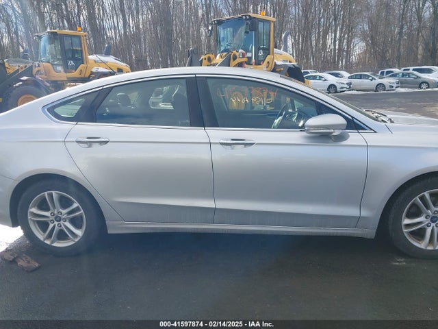 Ford FUSION SE 2018 3FA6P0HDXJR104080 Image 13