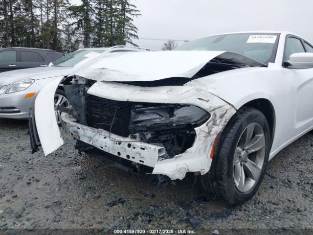 2C3CDXHG2GH317879 Dodge Charger Sxt