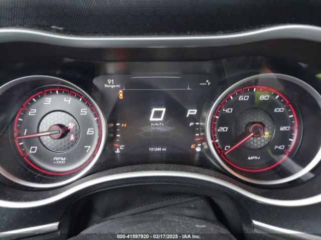 2C3CDXHG2GH317879 Dodge Charger Sxt