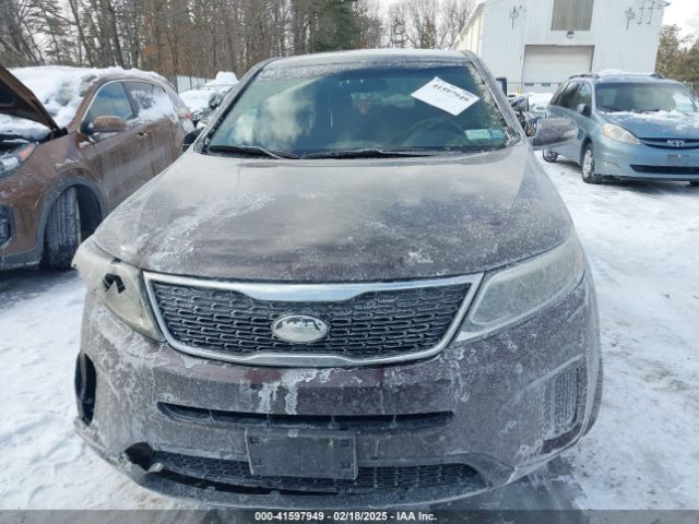 5XYKTCA63EG540626 KIA SORENTO LX