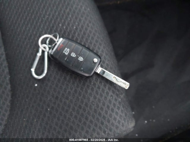 5XXGT4L39JG266426 KIA Optima Lx