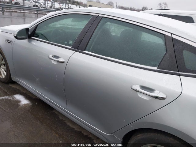 5XXGT4L39JG266426 KIA Optima Lx