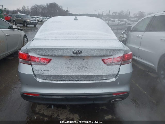 5XXGT4L39JG266426 KIA Optima Lx