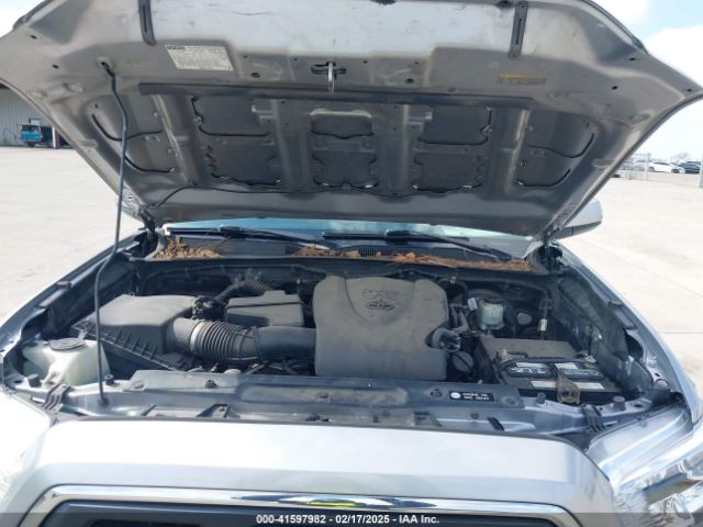 5TFAZ5CN8JX064293 Toyota Tacoma Sr5 V6