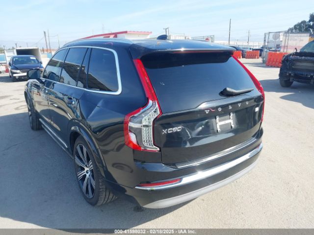 2022 VOLVO XC90 RECHARGE PLUG-IN HYBRID YV4BR0CLXN1792757 Photo 2
