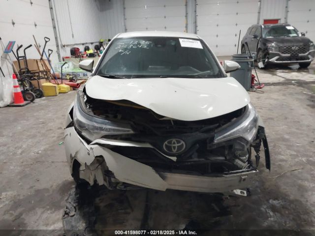 NMTKHMBX5JR027307 Toyota C-hr Xle Premium
