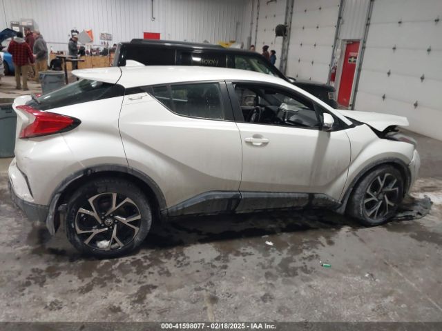NMTKHMBX5JR027307 Toyota C-hr Xle Premium