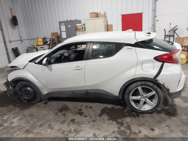 NMTKHMBX5JR027307 Toyota C-hr Xle Premium