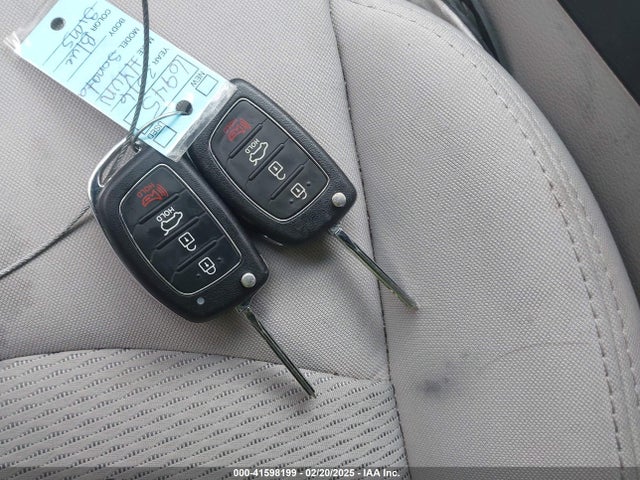 Hyundai SONATA SE 2016 5NPE24AFXGH377278 Image 11