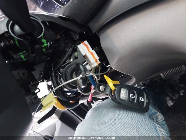 Hyundai ELANTRA SE 2018 5NPD74LF1JH347572 Image 11