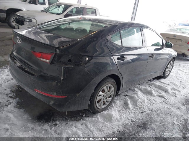 Hyundai ELANTRA SE 2018 5NPD74LF1JH347572 Image 4