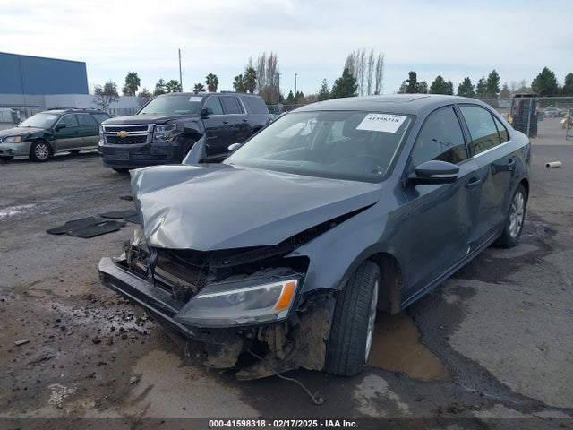 3VWD17AJXEM438220 Volkswagen Jetta 1.8t Se