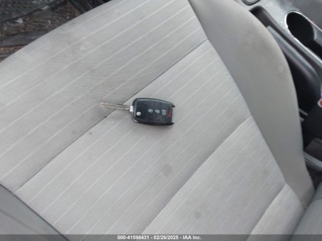 KNAFX4A8XE5077922 KIA FORTE EX