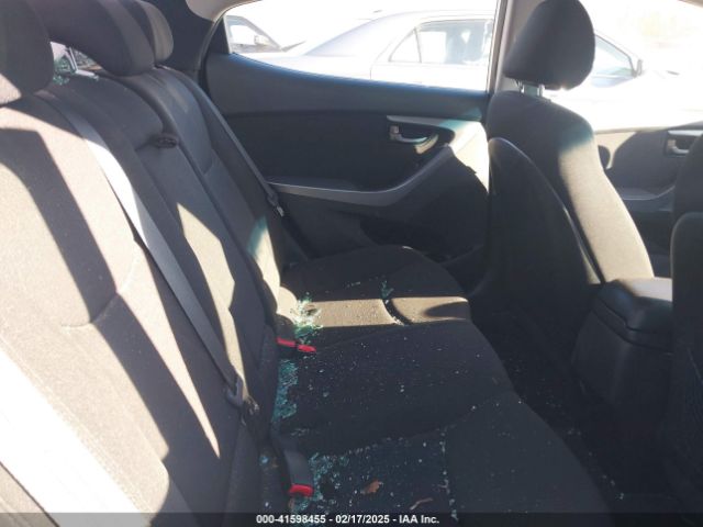 KMHDH4AE8FU452402 Hyundai ELANTRA SE