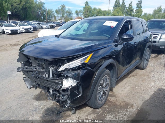 5N1BT3BAXNC703842 Nissan Rogue Sv Fwd
