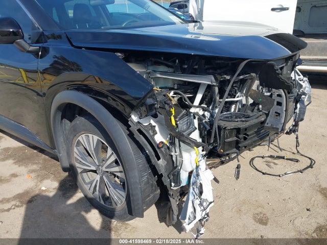 5N1BT3BAXNC703842 Nissan Rogue Sv Fwd