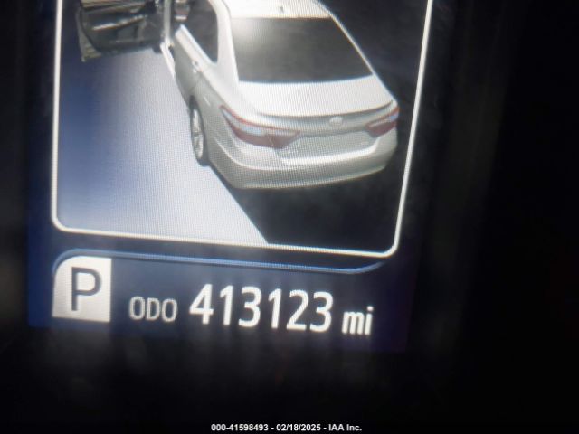 4T1BD1FK4FU154705 Toyota Camry Hybrid Le