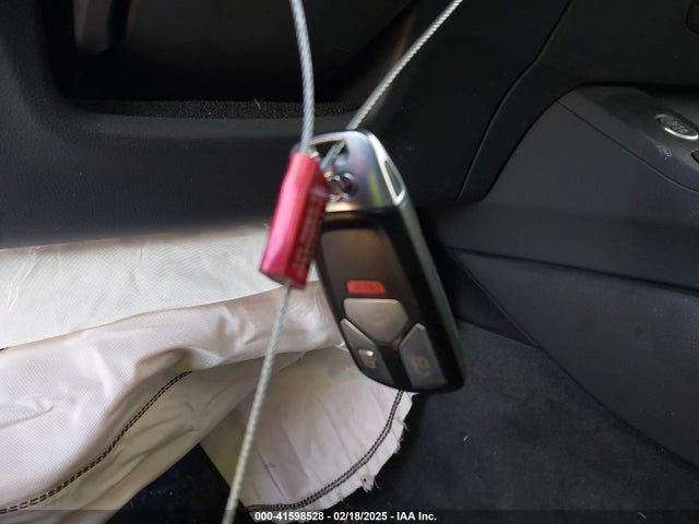2017 AUDI A4 WAULNAF43HN013156 Photo 10