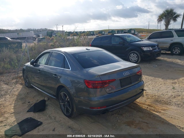 2017 AUDI A4 WAULNAF43HN013156 Photo 2