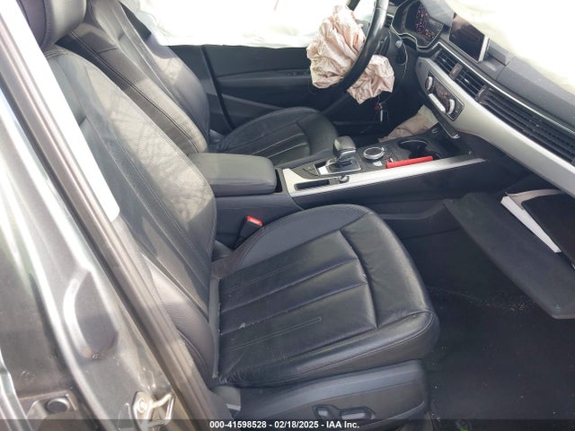 2017 AUDI A4 WAULNAF43HN013156 Photo 4
