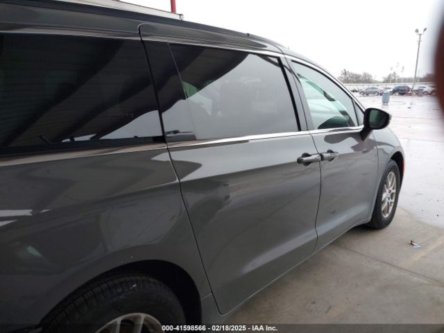 2C4RC1BG3NR188802 Chrysler Pacifica Touring L