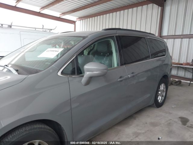 2C4RC1BG3NR188802 Chrysler Pacifica Touring L