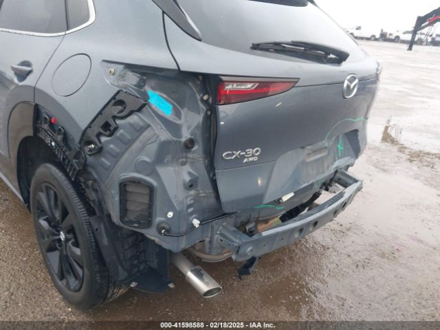3MVDMBCL4NM422122 Mazda Cx-30 Carbon Edition