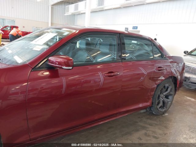 2C3CCADG8PH538327 Chrysler 300 Touring L