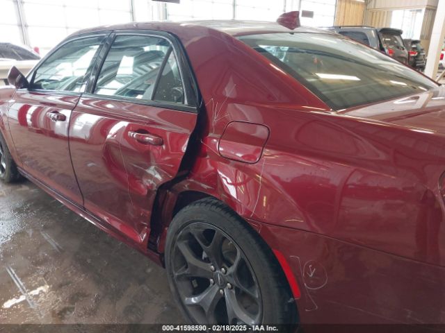 2C3CCADG8PH538327 Chrysler 300 Touring L