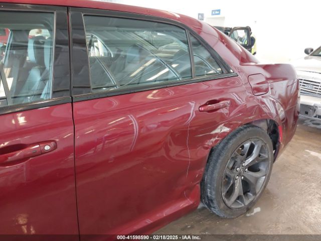 2C3CCADG8PH538327 Chrysler 300 Touring L