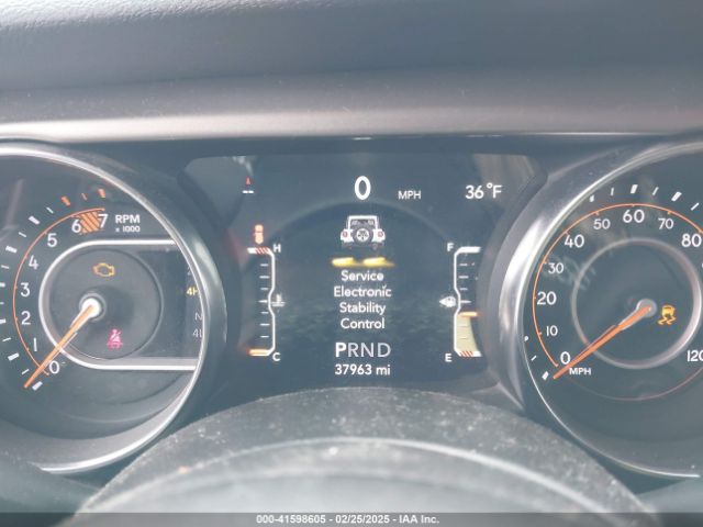 1C4HJXDN6MW664417 Jeep Wrangler Unlimited Freedom 4x4