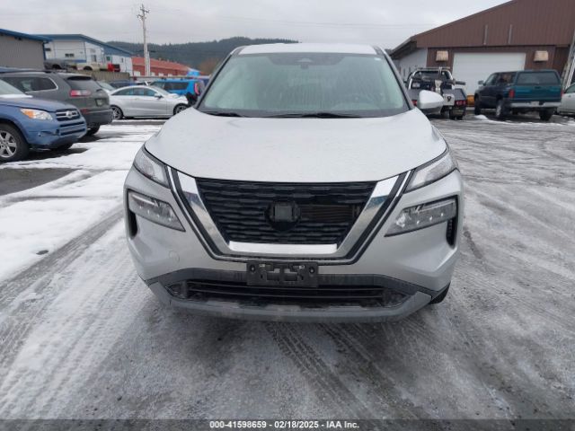 5N1BT3BB2NC676936 Nissan Rogue Sv Intelligent Awd