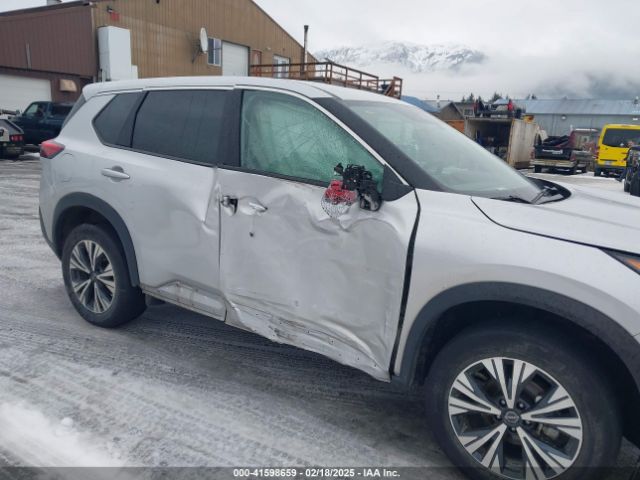 5N1BT3BB2NC676936 Nissan Rogue Sv Intelligent Awd