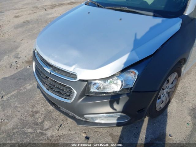 1G1PA5SGXF7115751 Chevrolet Cruze Ls Auto