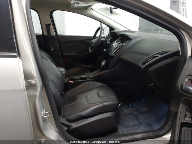 1FADP3K21FL224467 Ford 2015