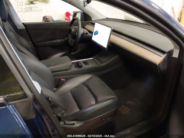 2021 TESLA MODEL Y 5YJYGDEE2MF185945 Photo 4