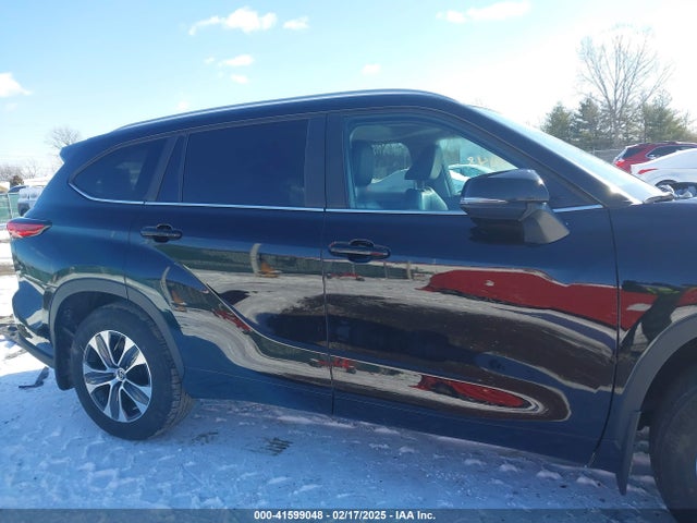 Toyota Highlander Xle 2023 5TDKDRBH8PS042797 Image 14