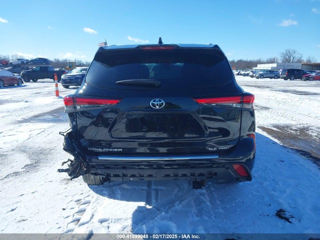 Toyota Highlander Xle 2023 5TDKDRBH8PS042797 Image 17