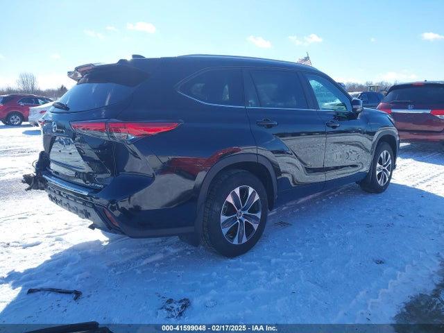 Toyota Highlander Xle 2023 5TDKDRBH8PS042797 Image 4