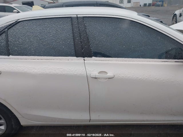 Toyota CAMRY LE 2017 4T1BF1FKXHU731265 Image 13
